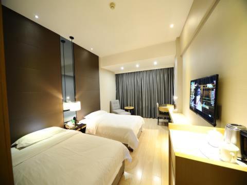 Super 8 Guangzhou Railyway Station Hotell Exteriör bild